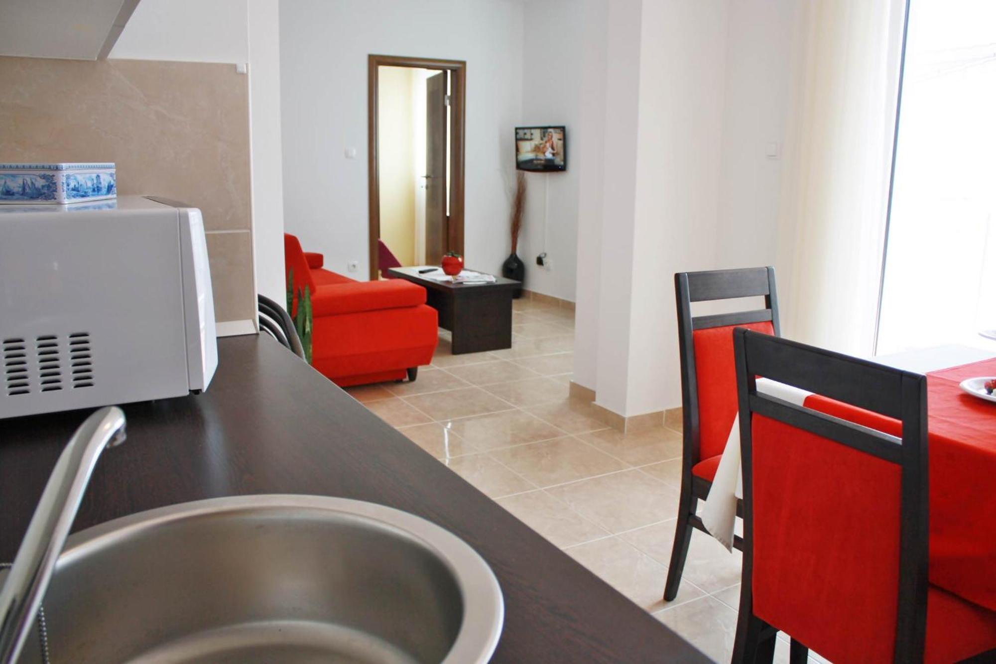 פודסטראנה Luxury Apartments Villa Lenka מראה חיצוני תמונה