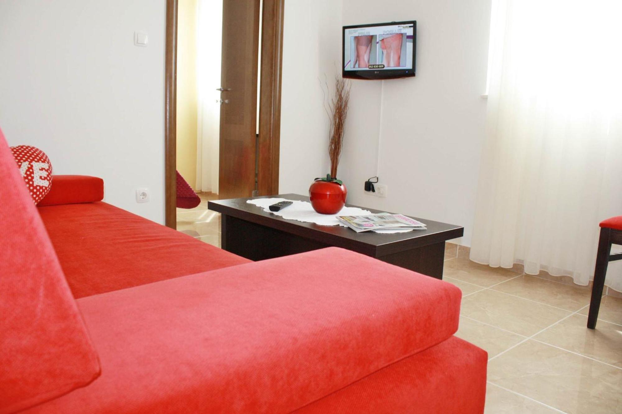 פודסטראנה Luxury Apartments Villa Lenka מראה חיצוני תמונה