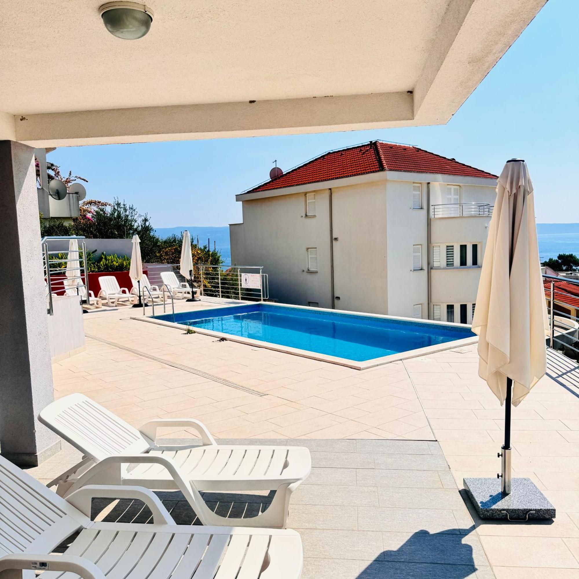 פודסטראנה Luxury Apartments Villa Lenka מראה חיצוני תמונה