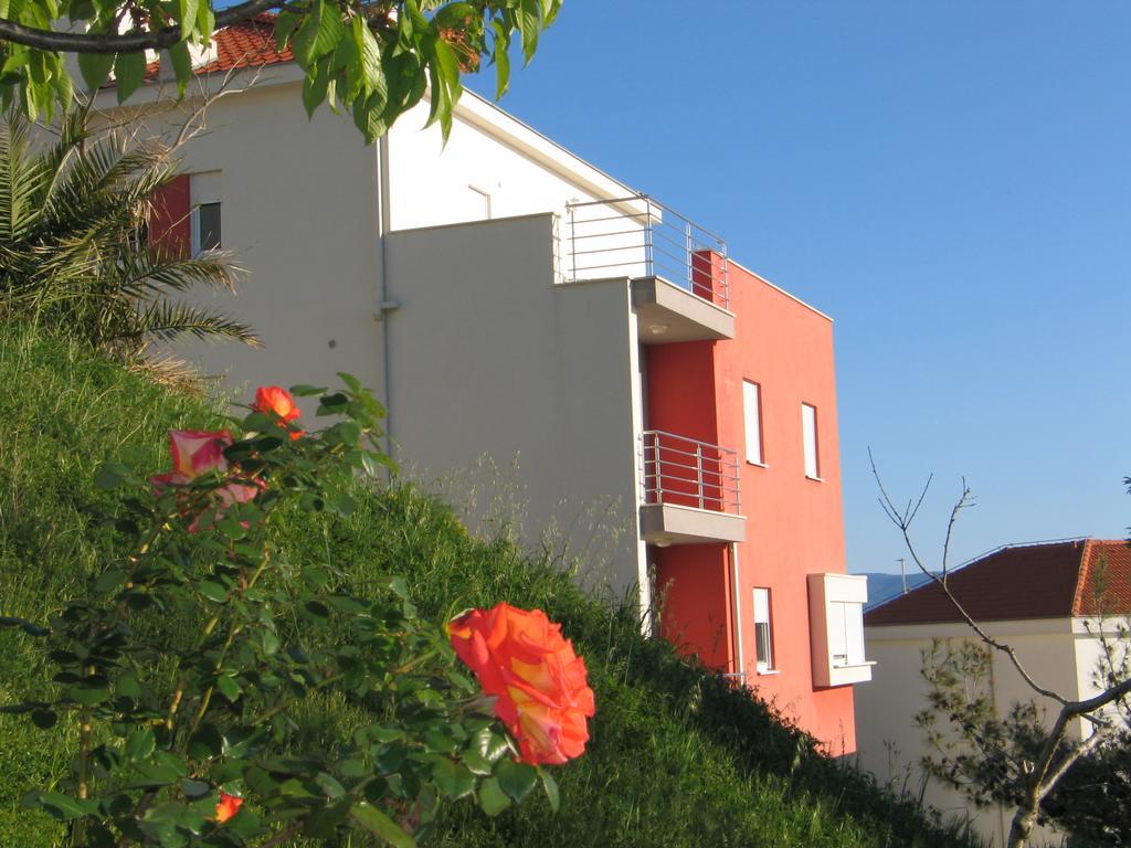 פודסטראנה Luxury Apartments Villa Lenka מראה חיצוני תמונה